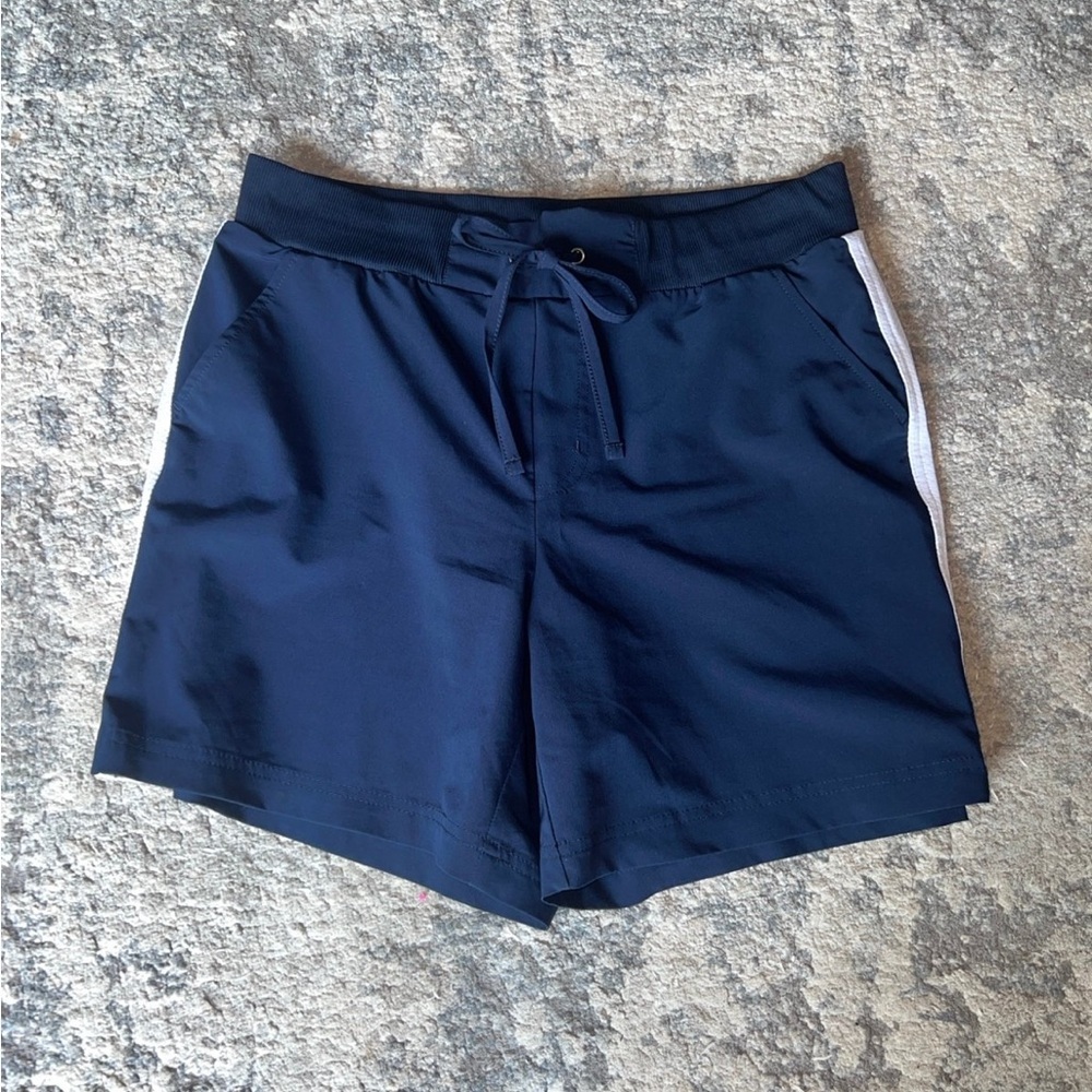 Tek Gear navy blue with white trim drawstring athletic shorts size L